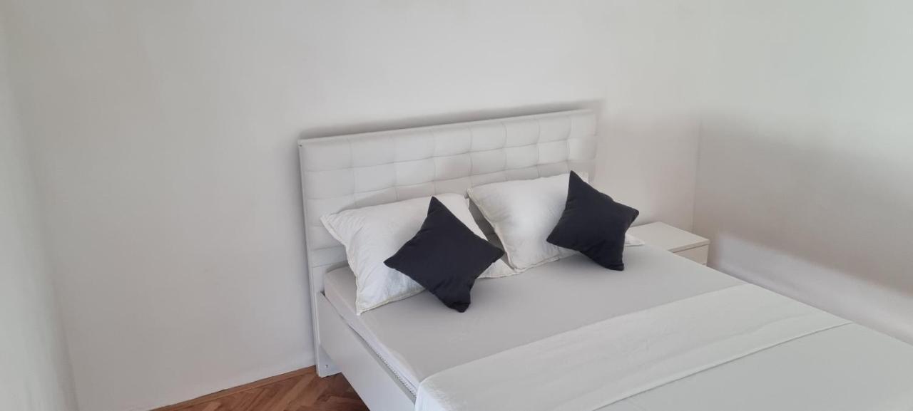 Apartman Maja Lägenhet Split Exteriör bild